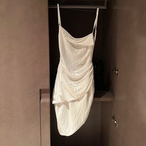 JACQUEMUS WHITE LINEN DRESS